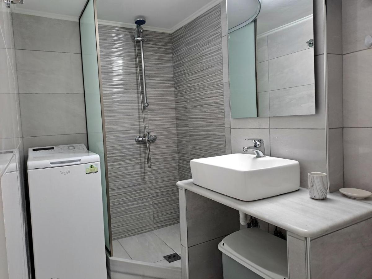 Cozy Apartment In Nea Palatia-Oropos Exteriér fotografie